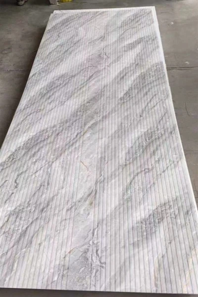 Z Groove PVC marmorno ploščo